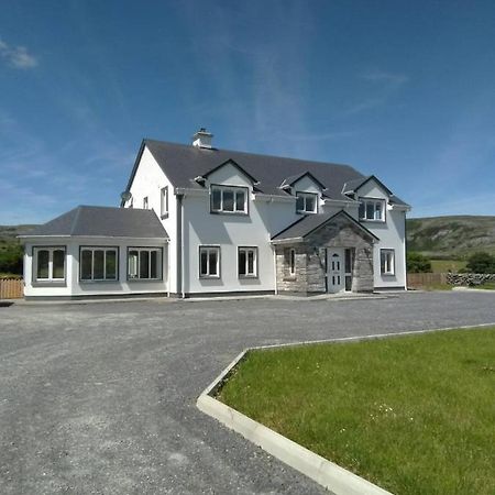 Burren Rock Farmhouse B&B Turlough  ภายนอก รูปภาพ