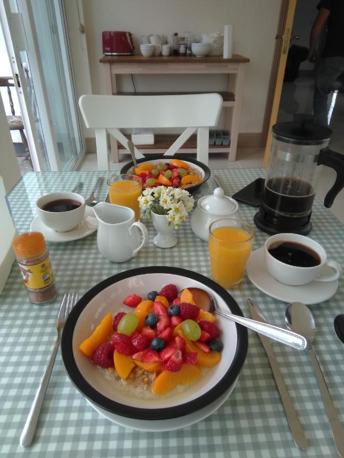 Burren Rock Farmhouse B&B Turlough  ภายนอก รูปภาพ